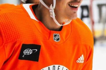 Amazing to have you in the bubble, @oskarlindblom.  #OskarStrong 

@philadelphia...
