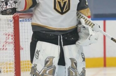 Je fouette mes cheveux d'avant en arrière .. #StanleyCup ...