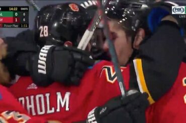 C'était un HOT 3:52 pour les @nhlflames! #Coupe Stanley

: @nhlonnbcsports
: @sportsn ...