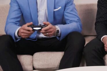 John Klingberg (@klingbergjohn) contre Ben Bishop dans @easportsnhl n'avait pas de prix.

...