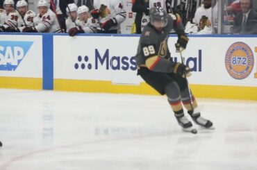 Tuch'd pour un énorme but @vegasgoldenknights! #Coupe Stanley

: @Nhlonnbcsports
: ...