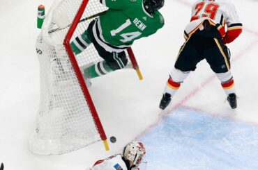 Mettez des corps sur le net, n'est-ce pas @ jamiebenn14? #Coupe Stanley...