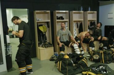 Les @NHLBruins étaient impatients de se qualifier pour le deuxième tour ...

Mais David Krejci (@ ...