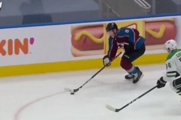 @calemakar_ est juste un adorable patineur. #Coupe Stanley

: @Nhlonnbcsports
: @Sportsne ...
