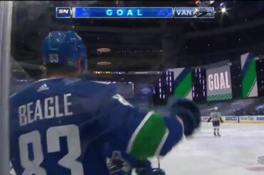 Just a laser Shot of the Night from Jay Beagle here. #StanleyCup...