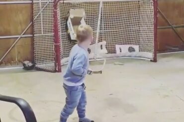 D'abord le tip-in, maintenant le revers. Emmett est prêt pour son #MyPlayoffsMoment!
...