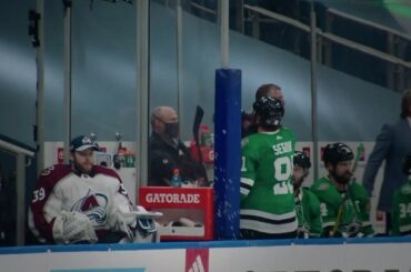 Un pour tous les fans qui ne peuvent pas être présents, à droite Tyler Seguin (@ tseguin92 ...