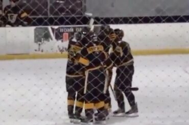 EXCUSEZ-NOUS #MyPlayoffsMoment

(@ jacob.horwitz) ...