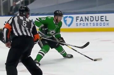 D-man a des MAINS. Objectif beauté de @jamieoleksiak! #Coupe Stanley

: @Nhlonnbcsports ...