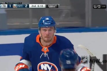 Ce Brock Nelson (@ bnelson29), cependant ...

Ridicule. #Coupe Stanley

: @sportsn ...