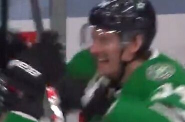 Le vainqueur de l'OT d'Alexander Radulov (@ radulov22) donne aux @DallasStars une série 2-1 ...