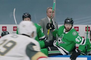 Nous regardons n'importe quel match des séries éliminatoires #StanleyCup depuis notre canapé ...

Nouveaux épisodes de Que ...