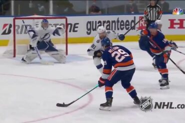 Un diable d'un Brock Nelson (@ bnelson29) tiré ici! #Coupe Stanley

: @nhlonnbcsport ...