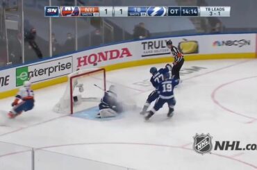 Ouais, ce serait un non de @ andreivasilevskiy88. #Coupe Stanley

: @nhlonnbcsports
: ...