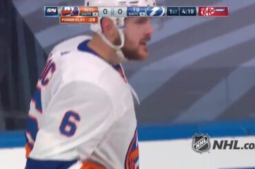 Juste un canon absolu de Ryan Pulock (@rpulock) ici. #Coupe Stanley

: @nhlon ...
