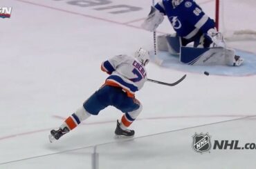 OUI OUI OUI

Les @ny_islanders forcent le Game 6 grâce à Jordan Eberle! #Coupe Stanley...