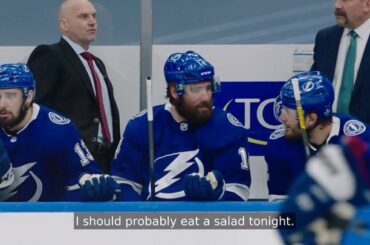Nous avant de manger une pizza entière. #Coupe Stanley

Nouveaux épisodes de Quest For The S ...