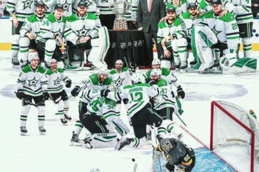 La course @DallasStars n'est pas encore terminée ...

Mais la dernière série en était une pour le scrapboo ...