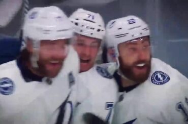Les @TBLightning ne sont plus qu'à 4️⃣ victoires loin de hisser le #Sta ...