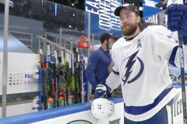 Trempez-le dans @TBLightning ...

Vous êtes les champions de la Conférence de l'Est. #Coupe Stanley...
