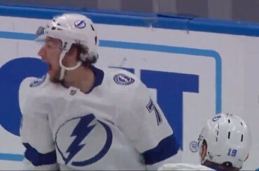 Tu sais déjà.

L'objectif de fin de série d'Anthony Cirelli (@ acirelli22) est votre B ...