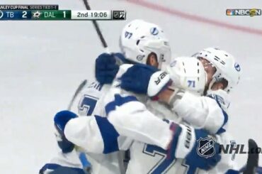 Objectif n ° 10 pour Victor Hedman ... oui 10 est correct. #Coupe Stanley

: @nhlonnbcspo ...