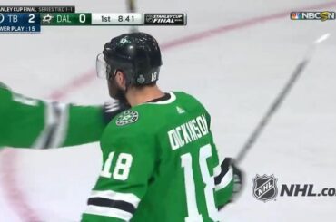 Objectif parfait de @ jasondickinson11 ici. #Coupe Stanley

: @nhlonnbcsports
: @sport...