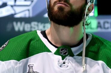 De la levée de la #StanleyCup à sa carrière chez les @dallasstars, Tyler Seguin ...