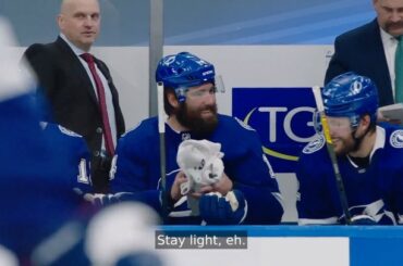 Ne changez jamais, @pattymaroon. #Coupe Stanley

@TBLightning contre @DallasStars à 8 HE ...