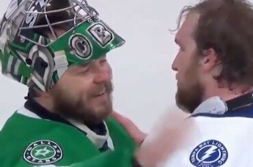 La meilleure #StanleyCup de Russie

(@NHLonNBCSports) ...