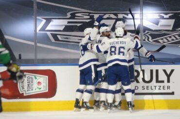 Brayden Point se met au travail dans le jeu 6. #StanleyCup

: @nbc
: @sportsn ...