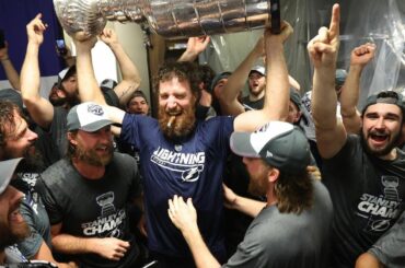La troisième fois est un charme pour Braydon Coburn. #Coupe Stanley...