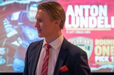 Anton Lundell (@lundell_anton) a été connecté à un cardiofréquencemètre pendant le ...