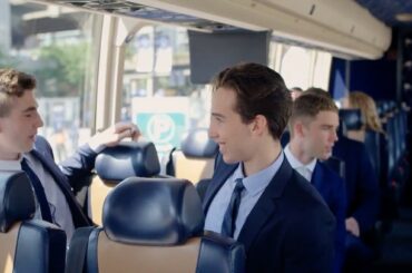 Règle numéro un du #NHLDraft: pas de taches de fosse.

: 7 ET sur @NHLonNBCSports, @S ...