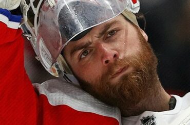 Braden Holtby, le nouveau membre des @canucks. #NHLFreeAgency ...
