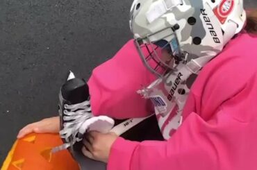 Skate-O-Lantern #HockeyHalloween

(@ inthecrease31) ...