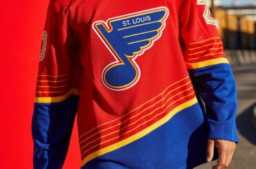 Les @StLouisBlues passent au rouge.

Achetez #ReverseRetro par @adidashockey maintenant Adid ...
