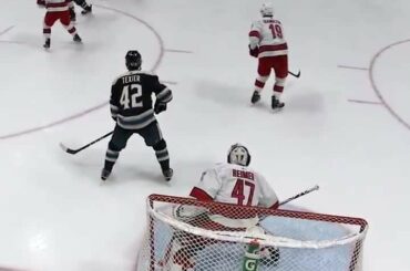 Le laser Laine a atterri à Columbus.  ...