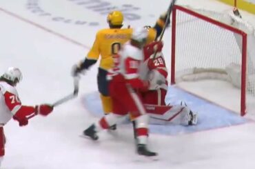 Dernière minute et Dante Fabbro (@ 17fabbro) l'emporte pour le @predsnhl! ...