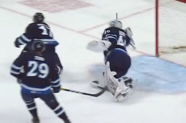 @nhljets prospecte Mikhail Berdin (@ berdin001) avec le stick save.  (@manitobam ...