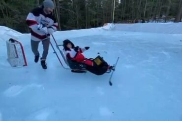 Voilà de quoi il s'agit.  #HockeyIsForEveryone #NHLOutdoors les 20 et 2 février ...