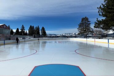 Ça se passe !!  #NHLOutdoors au lac Tahoe commence à 3 HE ce samedi sur @N ...