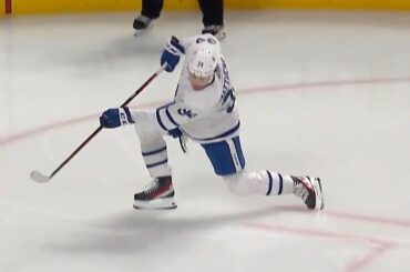 Inutile de dire ... cette seconde période entre les @mapleleafs et @canadiensmtl ...