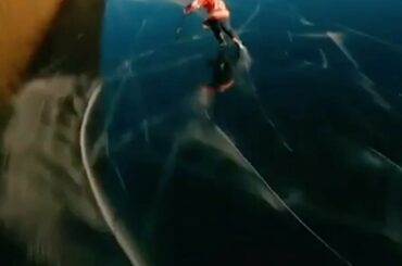 Cette photo cependant ... #NHLOutdoors commence demain à 3 HE sur @NHLonNBCSports et ...