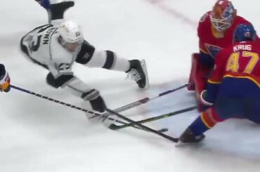 Dustin Brown a toujours les mouvements.  ...