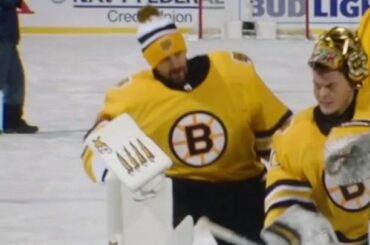 Des tenues d'avant-match à la performance sur glace, @davidpastrnak et le @nhlb ...