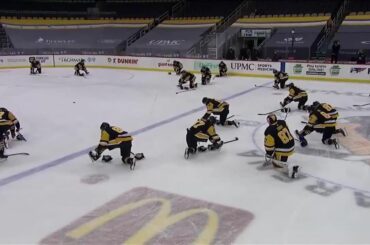 En l'honneur du 1000e match de Sid, toute l'équipe a joué le rituel du jour du match ...