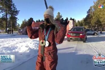 L'olympien de snowboard, @hannahteter, délivre la rondelle de jeu via @Honda Ridge ...