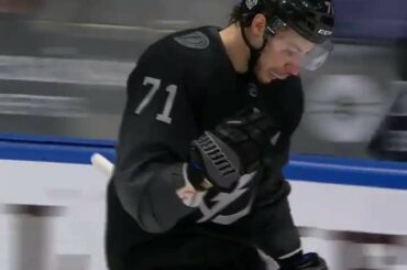 Bienvenue à nouveau, Anthony Cirelli (@ acirelli22)! ...