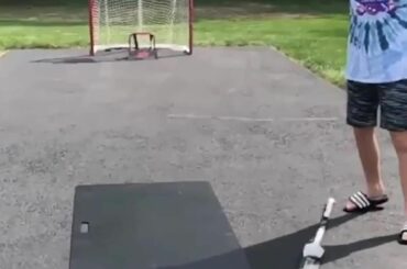 ICI pour les coups de tir des gardiens.  #NHLFanSkills At Home Présenté par @GEICO (@in ...